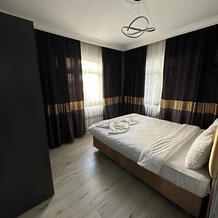 Bed & Breakfast Travel