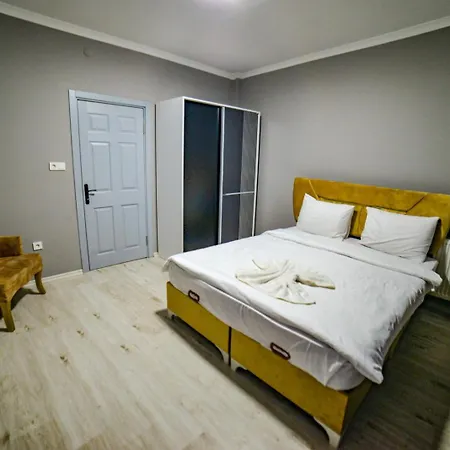 Bed & Breakfast Travel